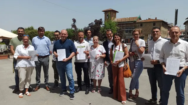 Foto alleanza contro il caporalato
