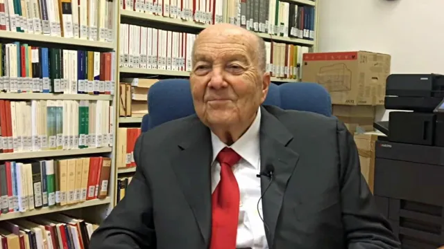 immagine Prof. Paolo Grossi