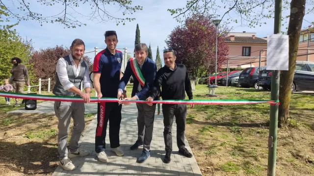 taglio del nastro al Palestra Policrosalus