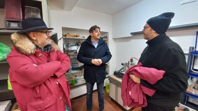  Simone Cibele per la sua nuova attività 