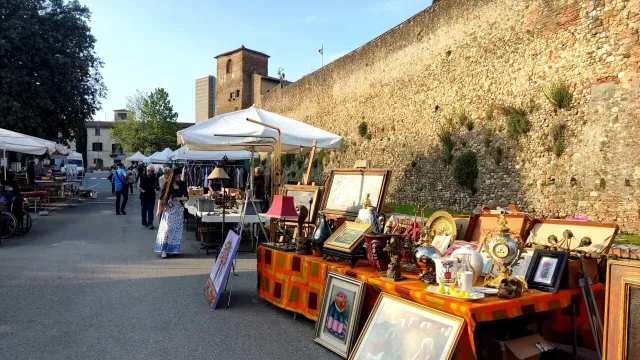 Mercato dell'antiquariato