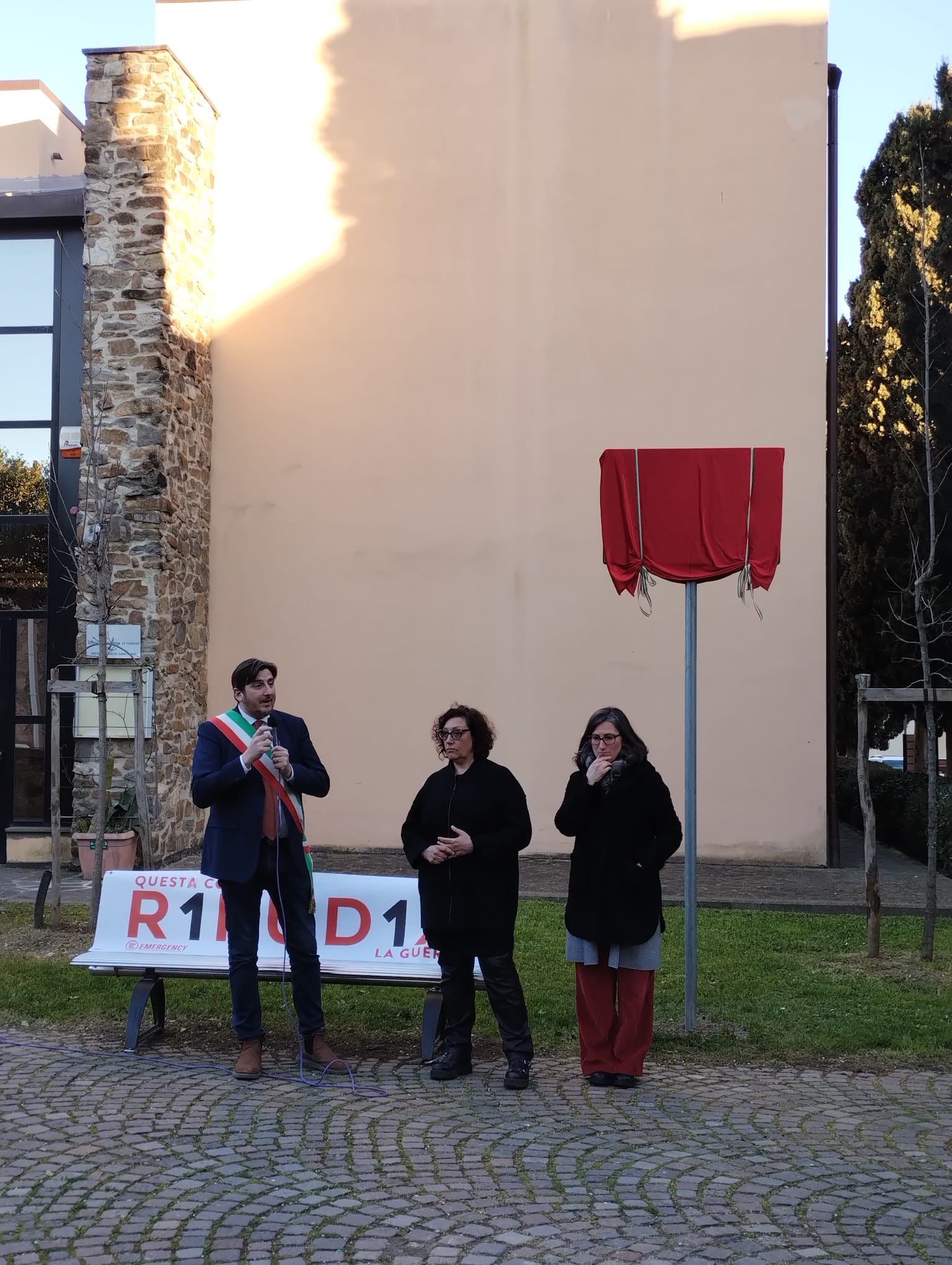 Una Piazza dedicata a Gino Strada