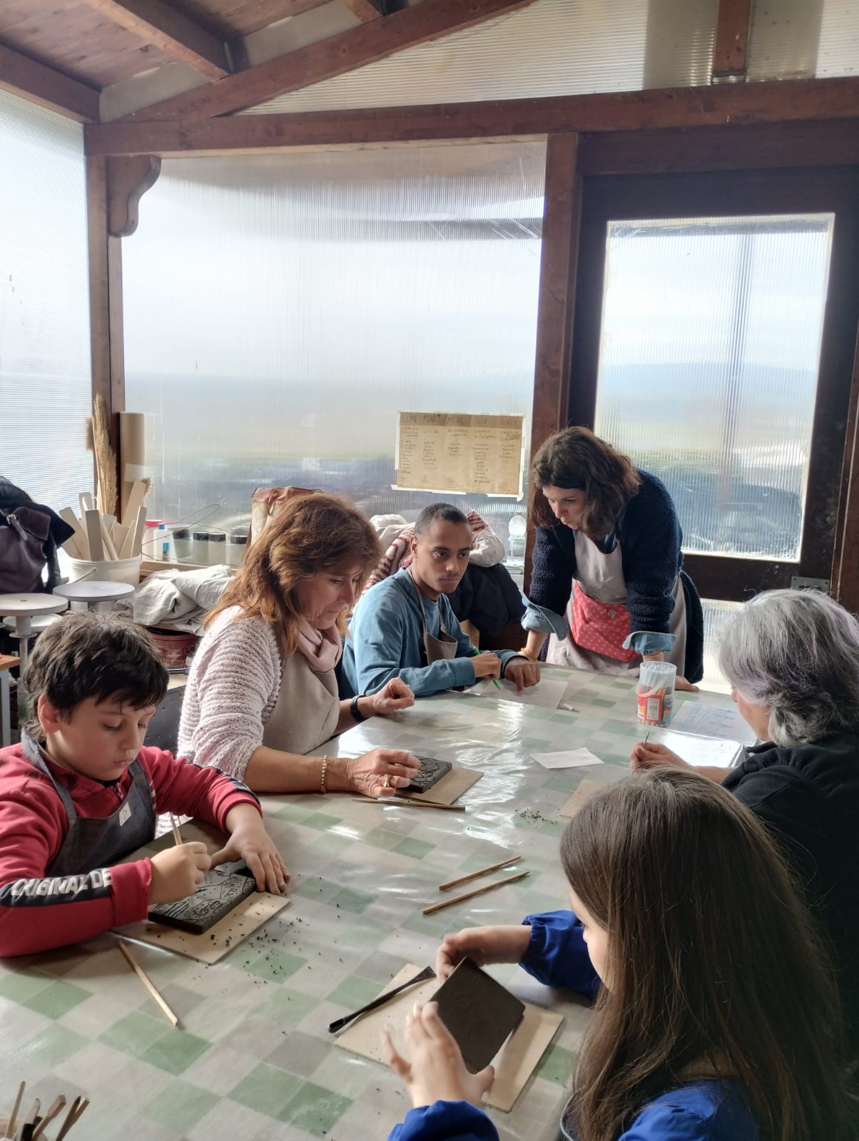 Laboratorio ceramica progetto "Spazio Antico Tempo Nuovo"